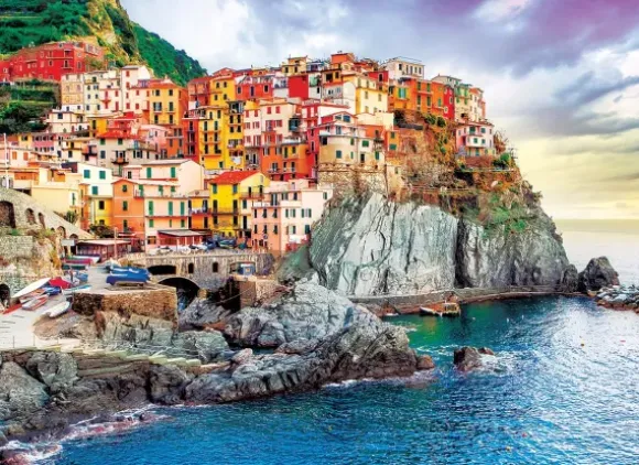 Cinque-Terre Manarola Italy