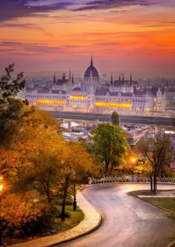 District de Buda avec le Parlement Hongrois