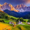 Église dans les Dolomites, Italie