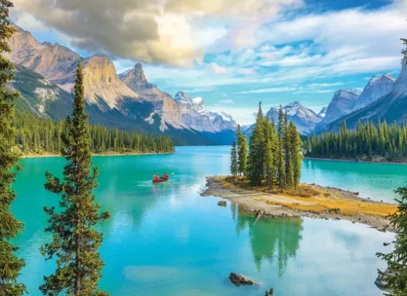 Maligne Lake Alberta