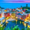 Vernazza au Crépuscule, Cinque Terre, Italy