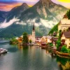 Ville de Hallstatt au Coucher du Soleil, Autriche
